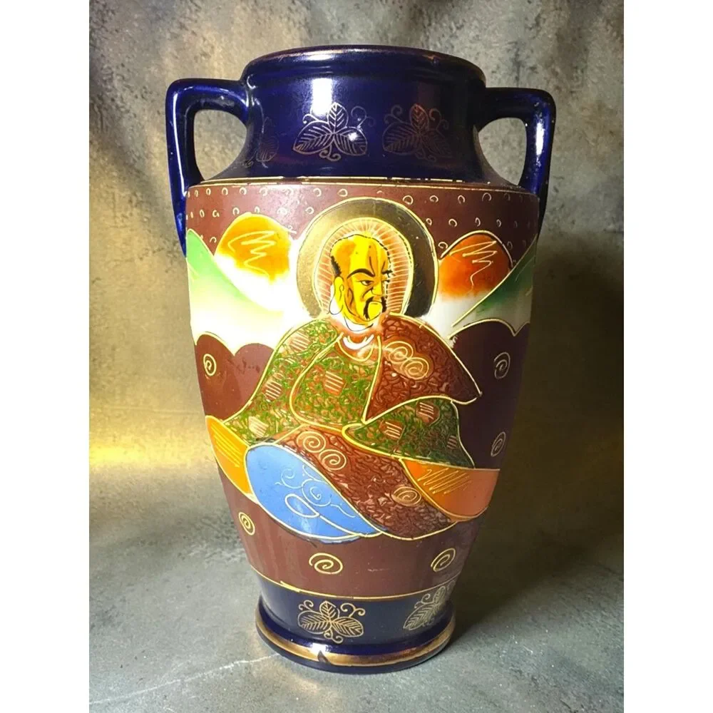 Vintage Japan Satsuma Moriage Vase 10